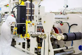 学完数控机床CNC，往这四个方向发展，让你月工资轻松过万！视频封面