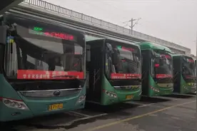 郑州：直击春运第一天！公交客流显增，5条春运专线迎战客流高峰