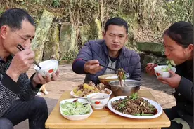 65元毛肚烫10秒钟，做凉拌毛肚吃，香脆可口吃得饱饱的视频封面