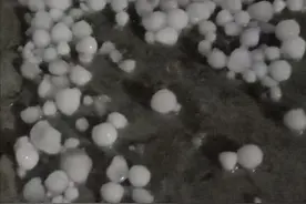 运城万荣5月15日晚突下冰雹