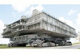 美国打造世界“最大陆地航母”！自重1000吨，要30名司机才能驾驶视频封面