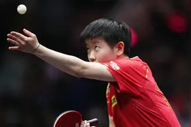 国乒9人晋级八强！18岁小将成绩超马龙，2个运气球没让孙颖莎爆冷视频封面