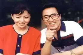 我爱我家：片尾曲「你是我的家」温暖动听，听戴娆娓娓道来！视频封面