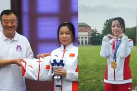 杨倩重返清华 赠与母校一份特殊“奥运礼物” 校园内再度可爱比心视频封面