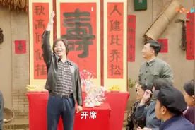 柿柿红 上门女婿给老丈人过大寿真破本 十里八乡都请过来 真火色视频封面