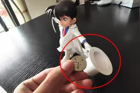 中古日版柯南一番赏手办开箱，这设计让人忍不住这样玩弄啊！视频封面