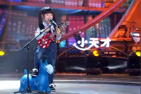 翅膀：用方言唱《童年》，这确定是个孩子？太强了吧
