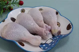 孩子爱吃的鸡腿，别煎也别炸了，这一个做法好吃过瘾不上火，真香视频封面