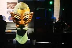 带宝宝逛郑州博物馆，感受厚重河南文化，零距离看兵马俑和三星堆