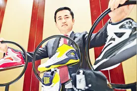 安踏逆袭，市值2100亿超越阿迪达斯，创始人身价达350亿