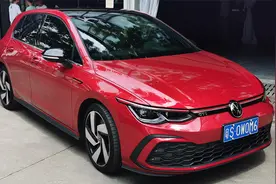 在试它之前，我就决定盲订一台了！高尔夫GTI详细评测