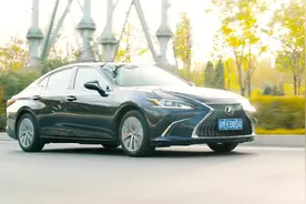 零百加速12秒！ES200凭什么在中国成为销量担当？视频封面