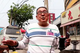 农村特有的劁猪手艺，大爷祖辈几代传下来，为什么不往下传了视频封面