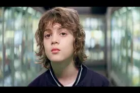 法国超市用食物名称谱写了一个浪漫的爱情故事【人生真奇妙】