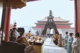 英雄：第一台蒸汽机传入清朝，威力巨大，文武百官的帽子都震掉了