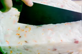 正宗广式萝卜糕：酥脆嫩滑，清甜无渣，关键是选对萝卜和米浆比例视频封面