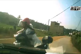 村民路上晒稻谷，晒出事故也担责！