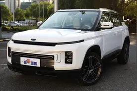 新车主打个性化SUV，搭载1.5T+7速双离合，吉利ICON你了解多少？视频封面
