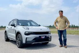 领克01 EM-F抢先体验！领克智能电混首款油电混动车型揭秘