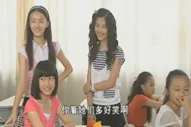 动漫巴啦啦小魔仙：姐妹俩不停的打嗝，把严莉莉他们笑坏了视频封面