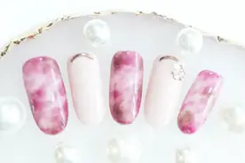 酒红色美甲,跟着做看看颜色如何调出来的