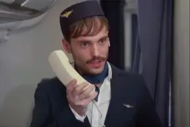 看完这个视频，你还敢嘲笑男空姐吗？
