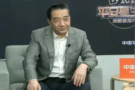 张召忠：我老伴爱炒股，目的就是把我挣的钱全部归零！视频封面