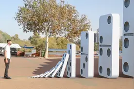 蝴蝶效应是什么？为何说一只蝴蝶扇动翅膀就能引起龙卷风？视频封面