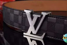 张雪峰解下老婆送的LV腰带，1串数字竟暴露隐私，它到底是真的吗