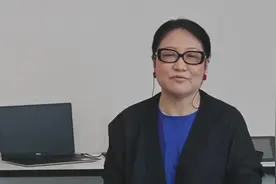“开门红”中国体育代表团入场服装有讲究