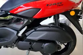 2022款雅马哈省油踏板车，排量155，售27800元配ABS，无钥匙启动视频封面