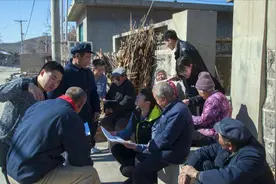 村监委会都干啥？能监督村干部？最高“年薪”1000块，这活能干吗视频封面