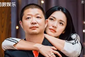 42岁姚晨大方晒性感写真，锁骨长腿十分撩人，当妈后依然韵味十足视频封面