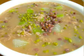 绿豆别只会烧汤了，4种食材一起上，消暑又营养，每次一锅不够喝视频封面
