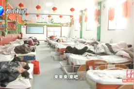 老人花21800买个玉石床垫，躺躺就治病？儿子：能治病要医院干嘛