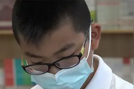 山西太原：好少年沁润书香 暖心娃乐于助人视频封面