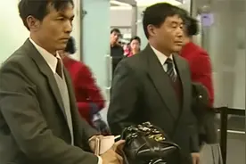 纪实：中国神秘队伍出国，外国安检不能检查，身上携带国家绝密视频封面