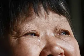 临死的人为什么会不自觉流眼泪？到底是什么原因呢？涨知识了！视频封面