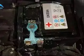汽车电瓶的正负极为什么会氧化呢？视频封面
