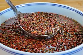 炸花椒油，切记不要直接下锅炸，多加2步，又香又麻，拌啥都好吃视频封面