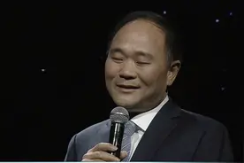 [对话]为造车而生的民企弄潮儿：李书福|央视网视频封面