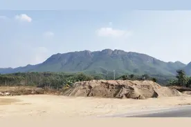 贵港中里五指山攻略（从老虎头和尖峰顶之间的山谷过）