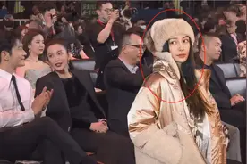 黄晓明杨颖离婚后再同框！李冰冰看热闹不嫌事大，男方冷漠不回应视频封面