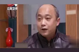 收养的哥哥挡了弟弟路，遭母亲反感，带妻子出走“失联”十七年视频封面
