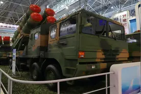 大批导弹连夜运往欧洲，又一个巴铁诞生了，军方点名只买中国武器视频封面
