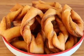 早餐店里的糖麻叶，学会了再也不用出去买，酥软香甜，做法简单