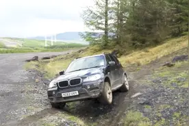 四大顶级SUV越野测试，这通过性果然称得上顶级