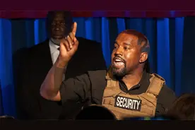 身价66亿美元 侃爷成为美国历史上最富有的黑人视频封面