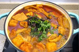 广西田螺鸭脚煲做法，鲜香辣爽，鸭脚软烂入味，光看着就流口水啦视频封面