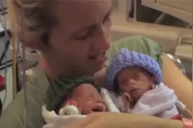 六胞胎：孕妈妈怀上6胞胎，30周后就要剖腹产，只因肚子太大了！